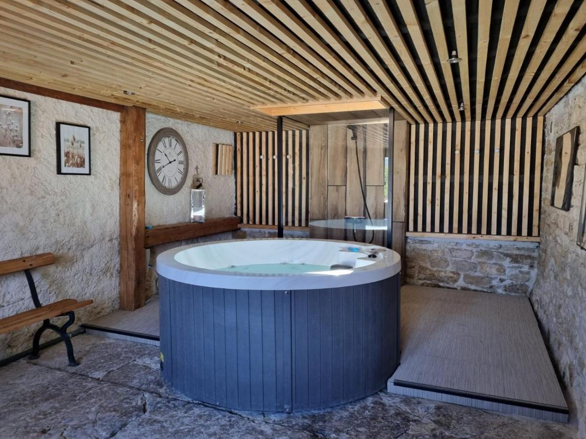 Gite De L'Ancheronne 12 Couchages Spa Lavans-sur-Valouse エクステリア 写真