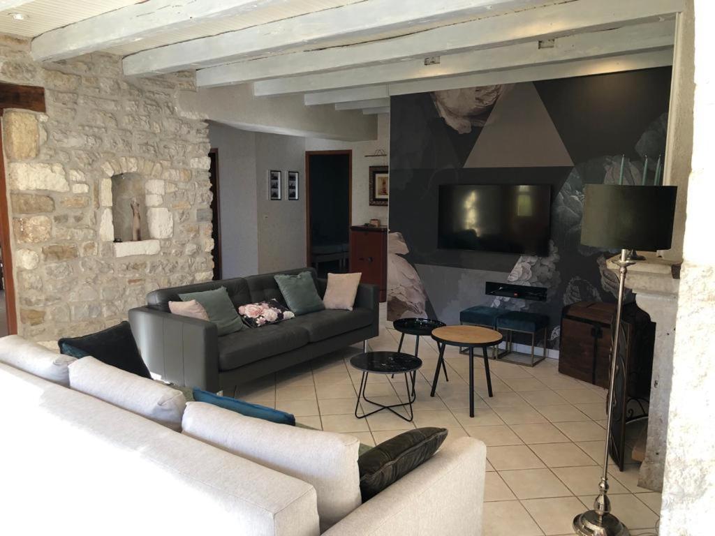 Gite De L'Ancheronne 12 Couchages Spa Lavans-sur-Valouse エクステリア 写真